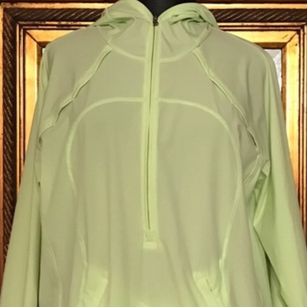 Lululemon citron shell “running” jacket